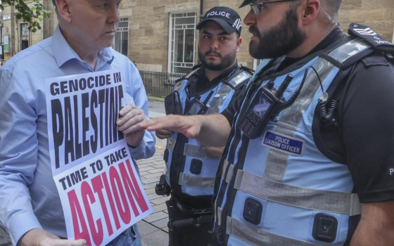 انتصار لحق الاحتجاج..  القضاء الاسكلتندي يلغي حظرًا على ناشط مؤيد لفلسطين