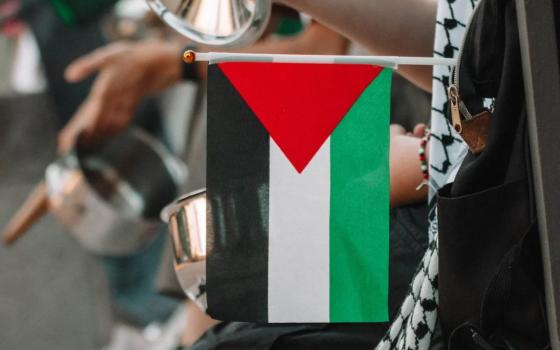 200 متظاهر في فنلندا ينددون بالإبادة في غزة