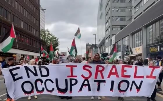 عشرات الآلاف يتظاهرون في مانشستر تنديدًا بالإبادة في غزة