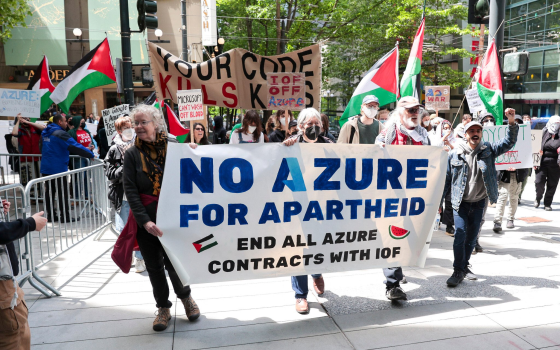 دعوات أردنية لإقصاء مايكروسوفت من جمعية تكنولوجيا المعلومات