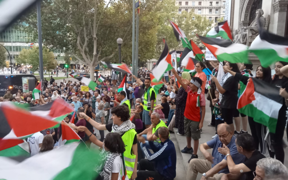 دعوات تحث الحكومة الإسبانية على حظر تسليح الاحتلال