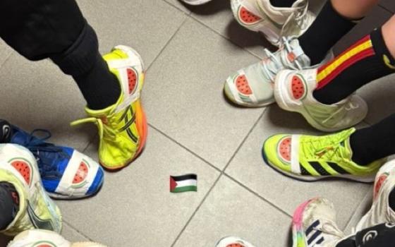 خلال مبارته مع الاحتلال.. منتخب إسبانيا للسيدات يدعم فلسطين في تصفيات أوروبا لكرة اليد