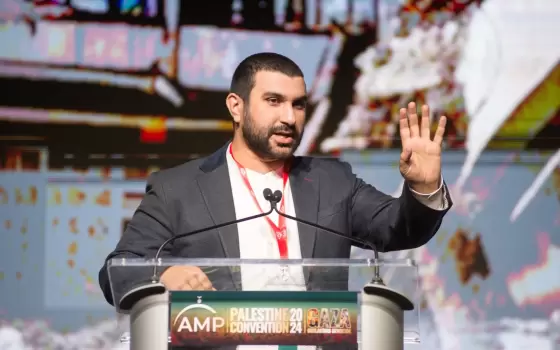 تضامن مع فلسطين أسرة معلق بريطاني تعلن قرب الإفراج عنه في أمريكا