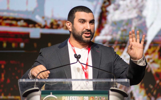 لولايات المتحدة تعتقل المعلق "سامي حمدي" لدعمه فلسطين