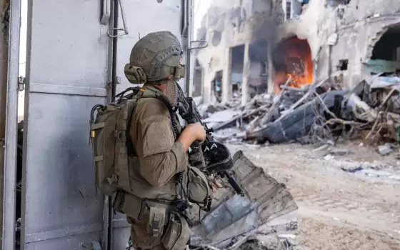 مطالب بالتحقيق معهم أكثر من 50 بريطانيًا خدموا في جيش الاحتلال خلال العدوان على غزة