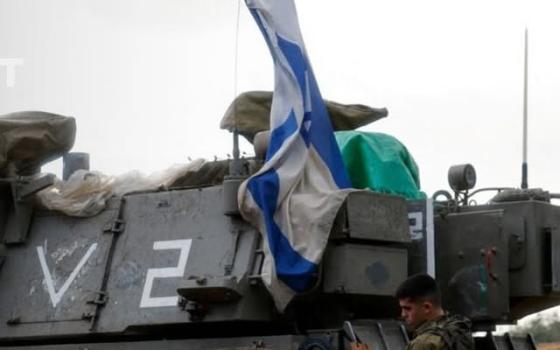 تتبرع لجيش الاحتلال .. المفوضية الخيرية بالمملكة المتحدة تحذر جمعية “مزراحي بريطانيا”