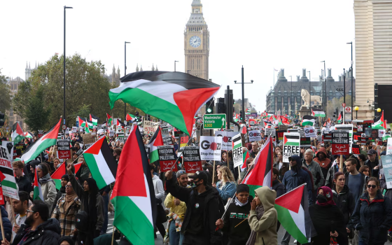 بريطانيا تتّجه لتقييد الاحتجاجات الداعمة لفلسطين