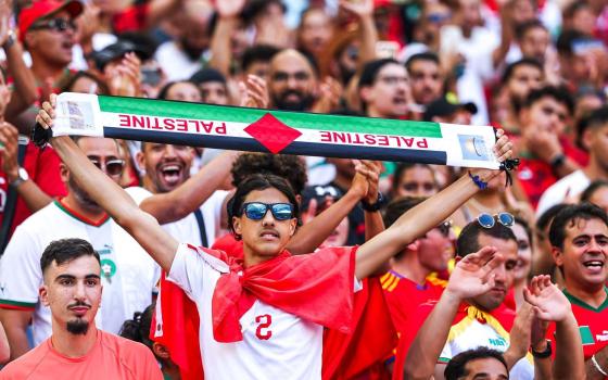 "ضد تبيض صورة المتواطئين "  "الوداد" و"الرجاء" المغربيان يوقّعان اتفاقية رعاية مع "كوكاكولا"