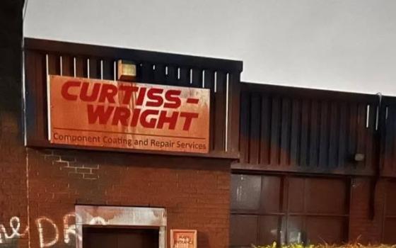 تدعم شركات الإبادة تكنولوجيًا .. استهداف منشآت شركة "كيرتس-رايت" بأسكتلندا