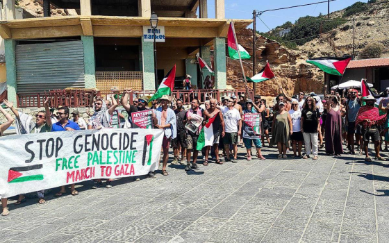 يرتاحون من الإبادة؟  احتجاج في اليونان ضد وصول سياح إسرائيليين