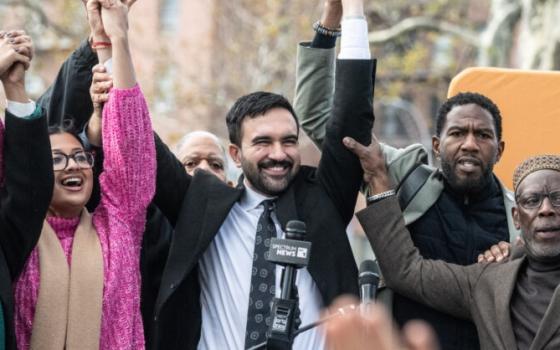 انتصار ممداني ✌️..فرنسا تواصل تواطؤها مع الإبادة عبر استقبال سفن شركة "زيم" الإسرائيلية