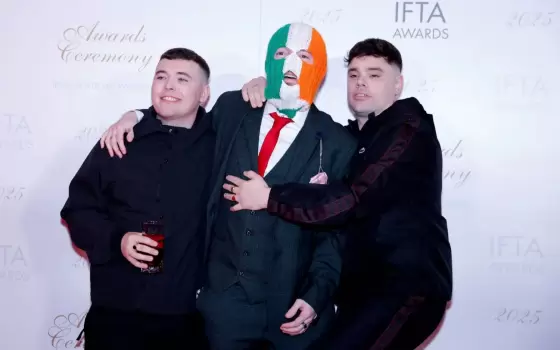 وسط دعم عالمي ..استئناف بريطاني مرتقب ضد عضو فرقة "نيكاب"