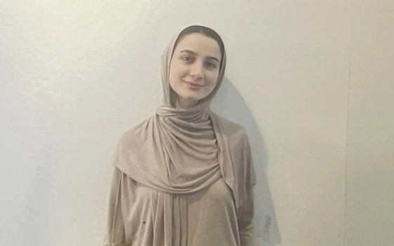 الشرطة البريطانية ترفض علاج ناشطة “حركة فلسطين” المضربة عن الطعام