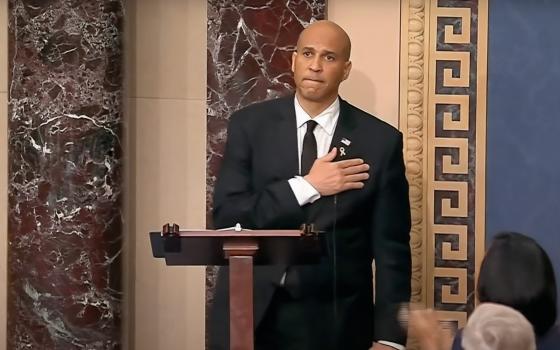 تعطيل خطاب "كوري بوكر" والحفل الإنتخابي لـ "سكوت وينر" في أمريكا..الكلية الوطنية للفنون والتصميم في دبلن تنهي علاقاتها الأكاديمية مع الاحتلال