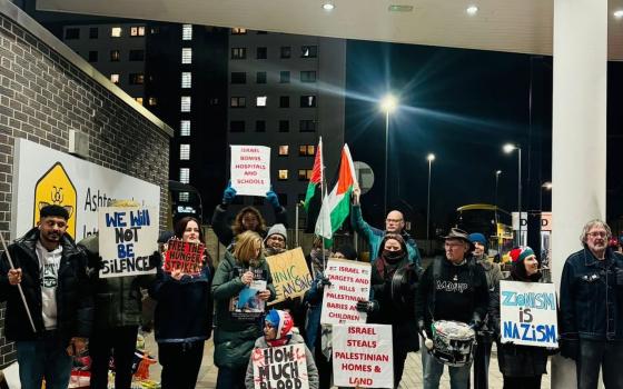 أول نشاط لها بعام2026 ..احتجاج في مدينة "تامسايد" البريطانية دعمًا للقضية الفلسطينية