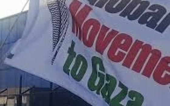 تعطيل كلمة المدير العام لـ”بي بي سي” خلال فعالية في غلاسكو.. نشطاء يحاصرون مصنع “ليوناردو” في إيطاليا