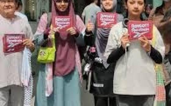 مواجهات في بولونيا ضد مشاركة "مكابي تل أبيب" في مباراة أمام فيرتو...يوم عمل عالمي مرتقب لمقاطعة شركتي "ريبوك" و"شيفرون"