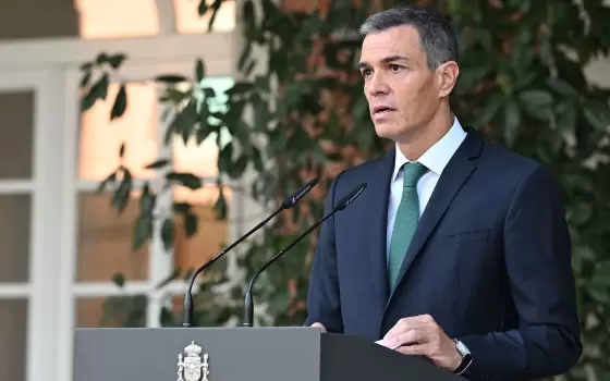 إسبانيا تحظر دخول كافة بضائع مستوطنات الاحتلال.. احتجاجات متواصلة أمام سجن “نيو هول” البريطاني دعمًا لـ “فلتون 24”