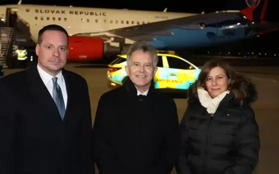 حركة فلسطين تستهدف شركة طيران أميركية في أيرلندا...احتجاج أمام مقر الـ "BBC" ومظاهرة تضامنية في الدنمارك