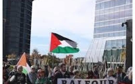 احتجاجات تحاصر "ستاربكس" بألمانيا.. ومظاهرات تضامنية تُوقف 12 خط حافلات في ستوكهولم...فرنسا تمنع 8 شركات إسرائيلية من المشاركة بمعرض الأمن والدفاع