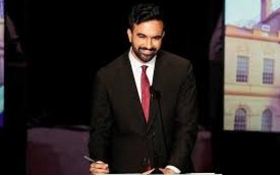 انتصار ممداني ✌️..فرنسا تواصل تواطؤها مع الإبادة عبر استقبال سفن شركة "زيم" الإسرائيلية