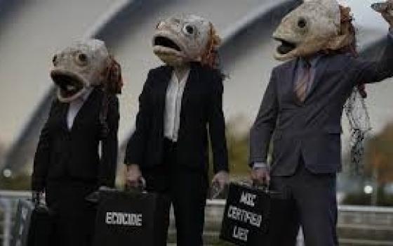 جماهير غلطة سراي تندد بالإبادة، ودعوات لإلغاء مباراة أستون فيلا مع “مكابي تل أبيب”..