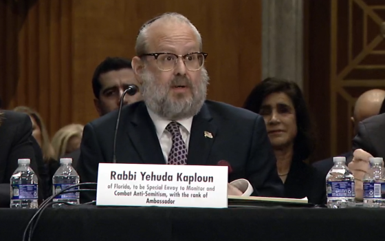 ربط أمن اليهود بالولاء للاحتلال نشطاء يقاطعون مبعوثًا أمريكيًا في معهد "هدسون"