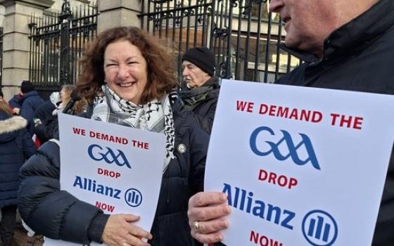 "دبلن من أجل فلسطين" احتجاج أسبوعي أمام البرلمان الأيرلندي ضد دعم "أليانز" للاحتلال