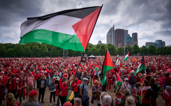 ربع مليون متظاهر في أمستردام يطالبون بوقف الإبادة في غزة