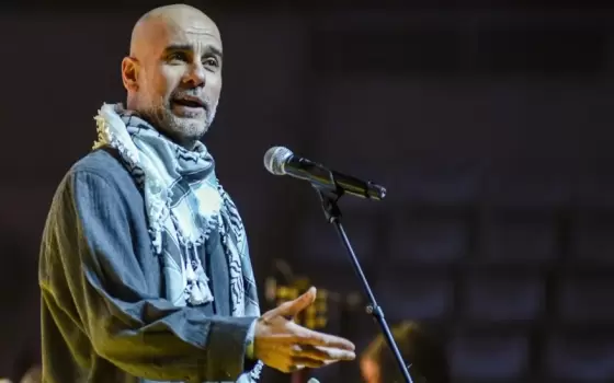 لدعمه القضية الفلسطينية..المجلس التمثيلي اليهودي في بريطانيا يهاجم غوارديولا