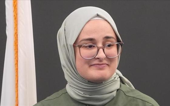 بعد اعتقالها لدعمها فلسطين  القضاء الأمريكي يوقف ترحيل طالبة تركية