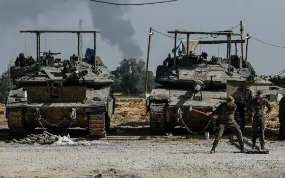 الكشف عن انضمام 2000 بريطاني لجيش الاحتلال للمشاركة بالإبادة