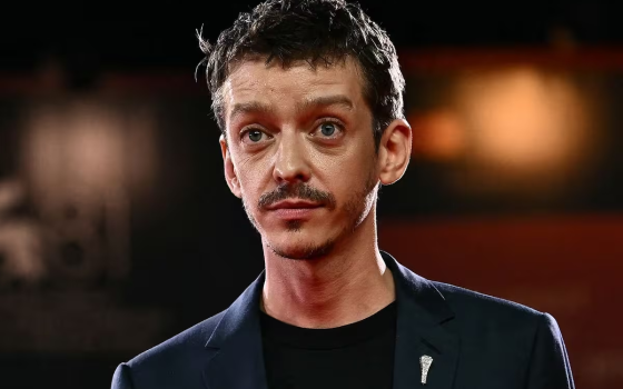 تصريح من برلين: فنان أرجنتيني يهاجم صمت المؤسسات الثقافية