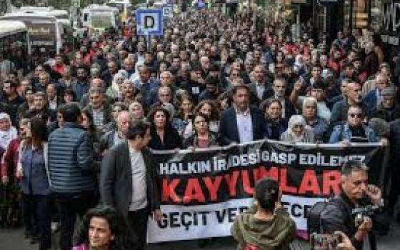 في ليستر وتركيا وتيساميد... احتجاجات مستمرة دعمًا لفلسطين