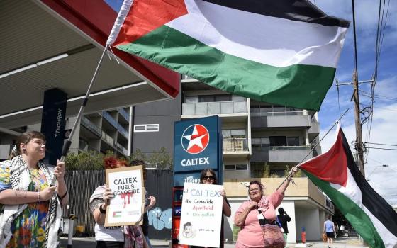 انتصار للضغط الشعبي "شيفرون" تنسحب من رعاية مهرجان الحي الفرنسي في نيو أورليانز