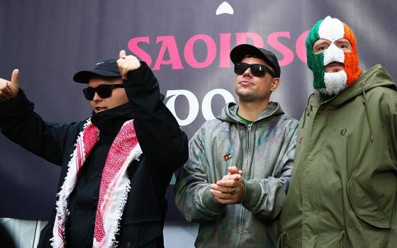 "أوقفوا المباراة".. حملة أطلقها أيرلنديون لرفض مباراة بلدهم مع “إسرائيل”