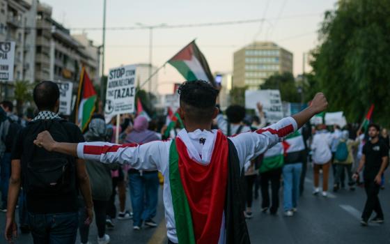 تجاوزت الـ200 ألف.. تواصل الدعوات للتوقيع على عريضة لرفض قانون يادان