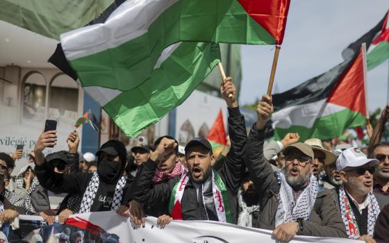 مرورًا بميناء طنجة حركة المقاطعة بالمغرب تندد بنقل "ميرسك" شحنات أسلحة للاحتلال