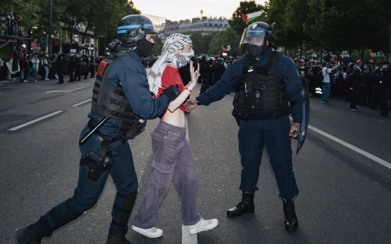 لم تُعرف لدواعي أمنية.. منظمات حقوقية تُندد بالاعتداء على منزل ناشطة لفلسطين