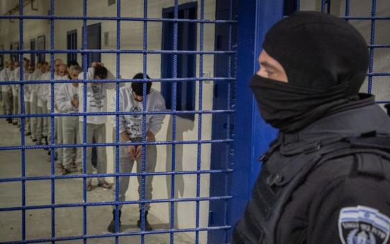 جريمة مكتملة الأركان هيئة كبار العلماء بالأزهر تدين قانون إعدام الأسرى الفلسطينيين