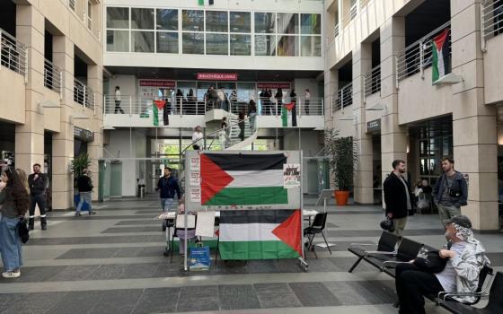 احتجاج طلابي في جامعة سويسرية رفضاً لـ "قانون الإعدام" بحق الأسرى الفلسطينيين