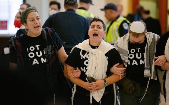 وصفوه بالاستغلال الساخر.. إدانات يهودية لدعوى “العدل “الأمريكية” ضدّ “معاداة السامية