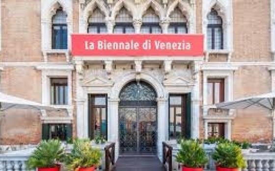 200 فنانًا يطالبون باستبعاد "إسرائيل" من بينالي البندقية