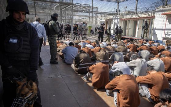 نندد ونستنكر إقدام الكنيست الصهيوني على إقرار قانون الإعدام بحق الأسرى الفلسطينيين