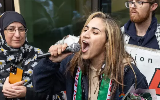 تصريح... بإمكانهم اعتقالنا، بإمكانهم مصادرة كل شيء، لكننا لن نتخلّى عن فلسطين