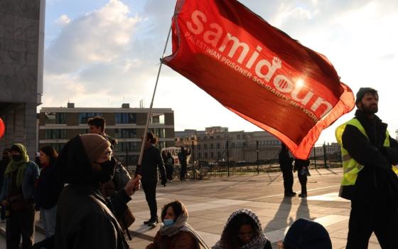 بالتزامن مع “قانون الإعدام”.. كندا تحلّ شبكة صامدون للتضامن مع الأسرى الفلسطينيين  