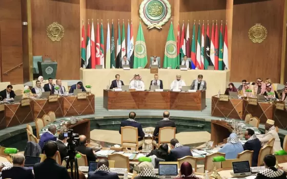 البرلمان العربي يُطالب بتجميد عضوية الاحتلال البرلمانية