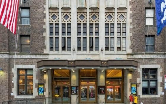 ألغت ندوة كاتب ندد بالإبادة دعوات فنية لمقاطعة مؤسسة 92NY في نيويورك