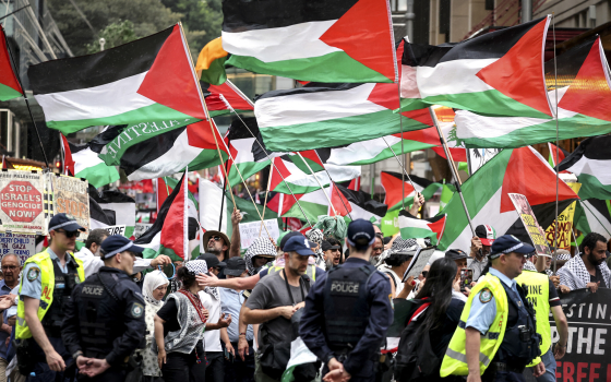 دعوات للحكومة الأسترالية بوقف تصدير الأسلحة الاحتلال