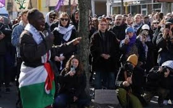 وقفة تضامنية مع المدنيين في لبنان وغزة وإيران